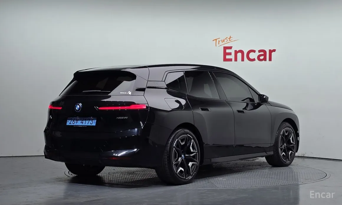 BMW iX 2021 xDrive50 Sports Plus