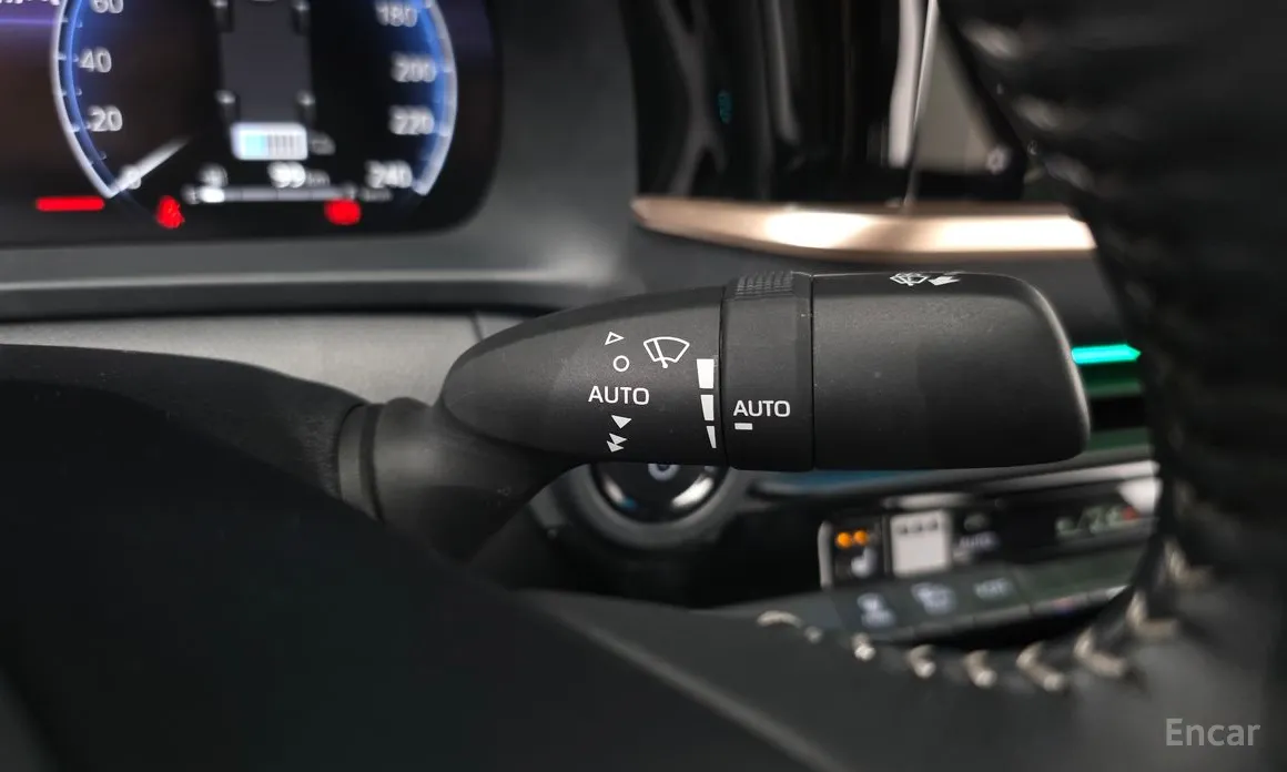 Toyota Crown 2023 2.5 4WD Hybrid