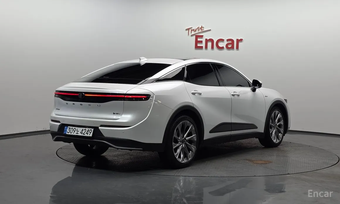 Toyota Crown 2023 2.5 4WD Hybrid