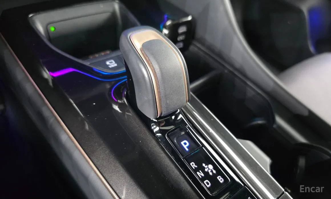 Toyota Crown 2023 2.5 4WD Hybrid