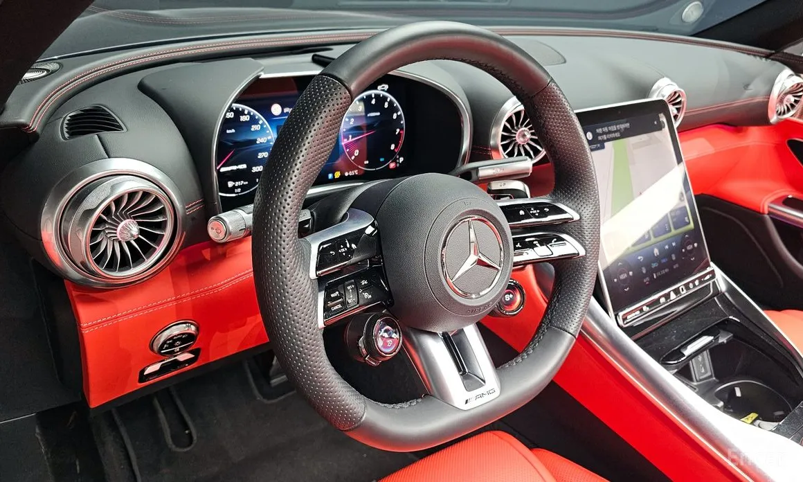 Mercedes-Benz SL-Class 2023 AMG SL43