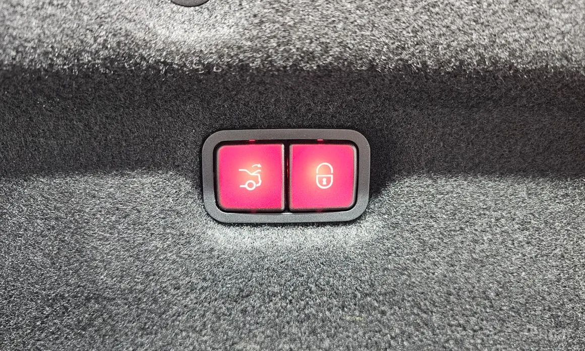 Mercedes-Benz SL-Class 2023 AMG SL43