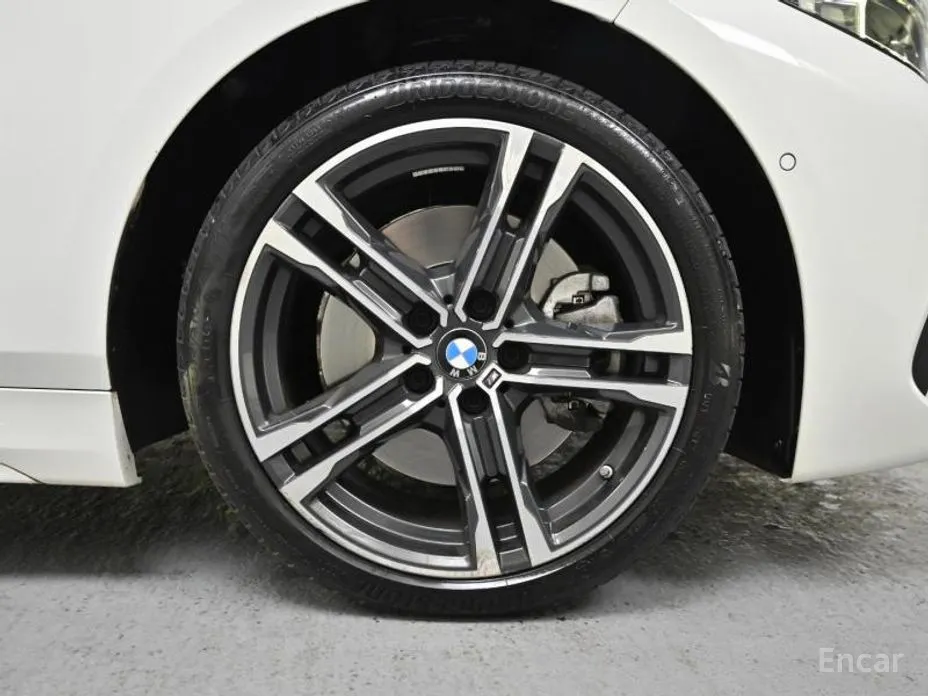 BMW 1 Series 2020 120i M Sports