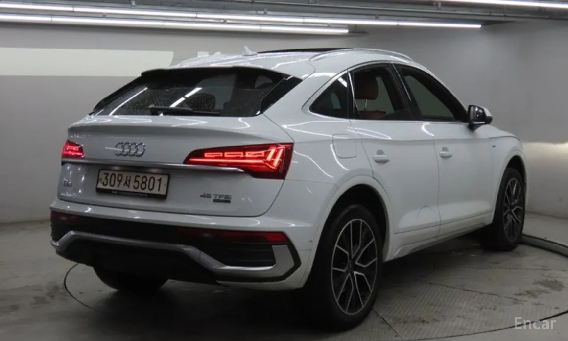 Audi Q5 2017 45 TFSI Quattro Premium Sportback