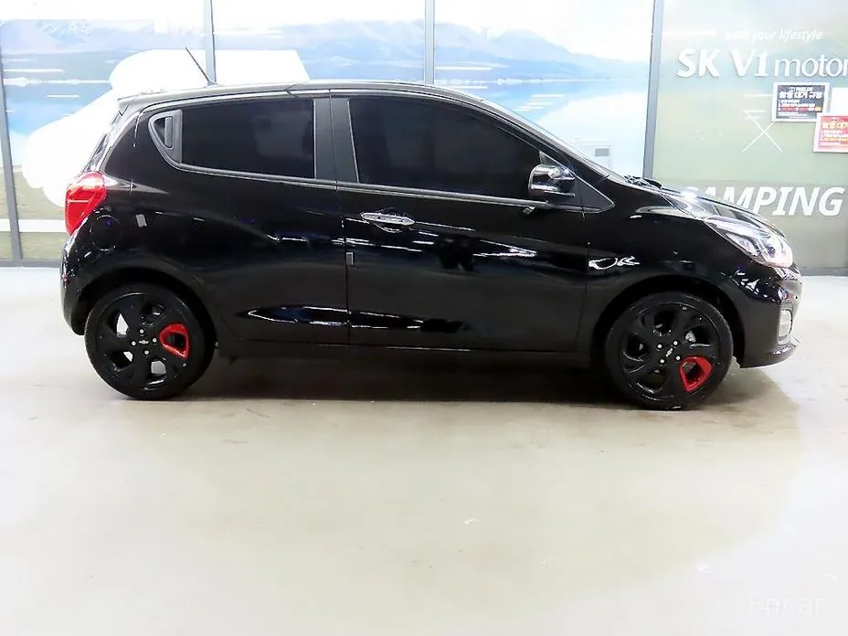 Chevrolet Spark 2018 Red Pick Edition