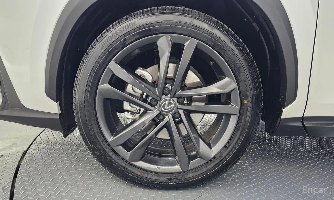 Lexus NX 2022 Premium