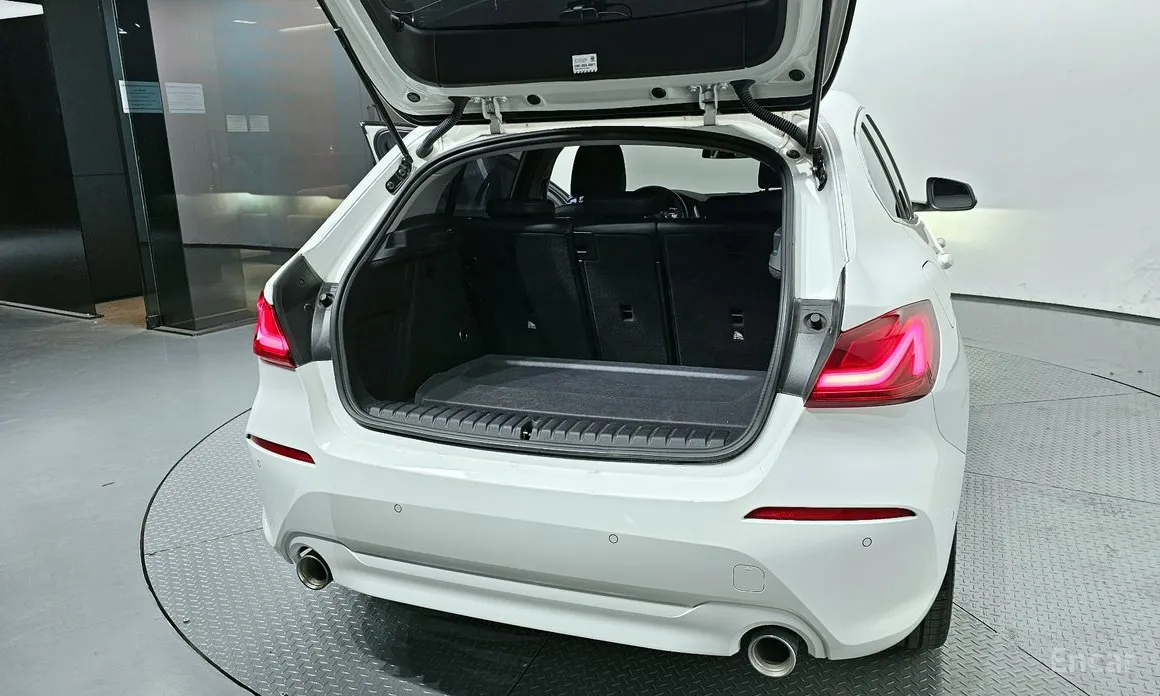 BMW 1 Series 2020 120i Advantage