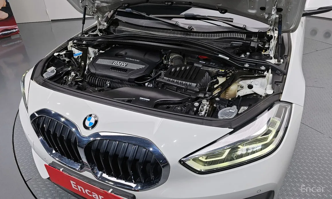 BMW 1 Series 2020 120i Advantage