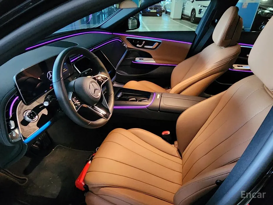 Mercedes-Benz E-Class 2024 E200 Avantgarde