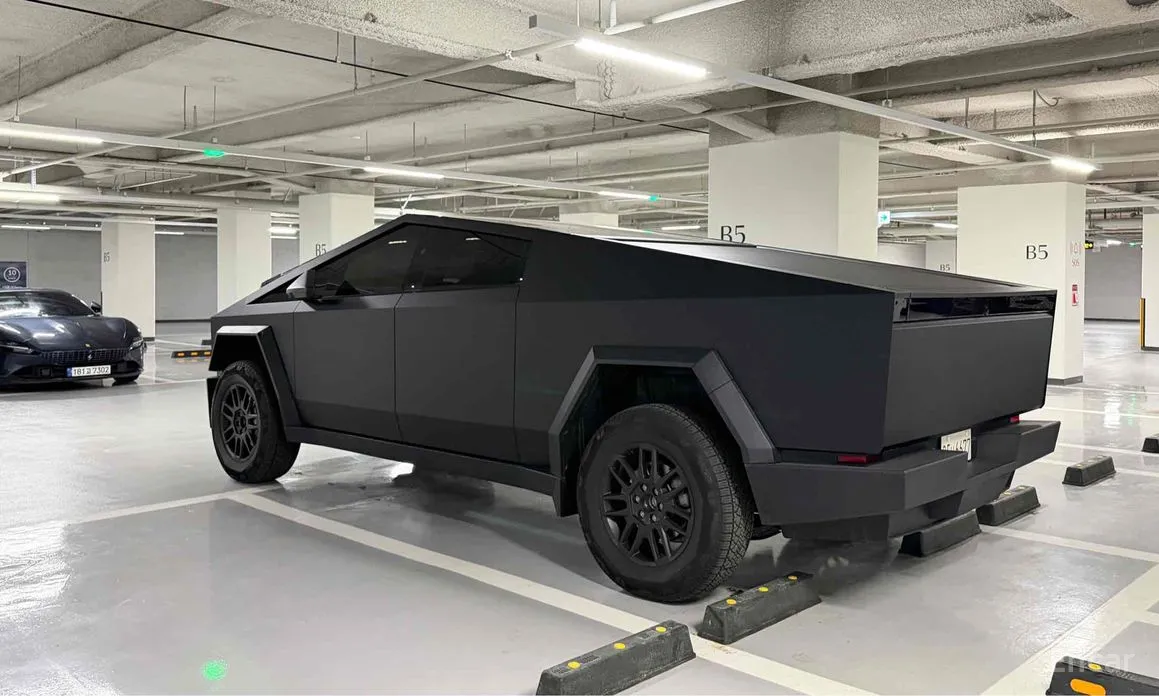 Tesla Cybertruck 2023 Cyberbeast