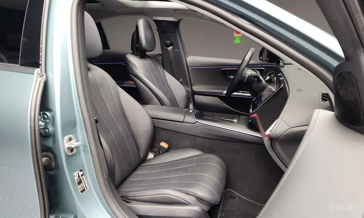 Mercedes-Benz E-Class 2024 E200 Avantgarde