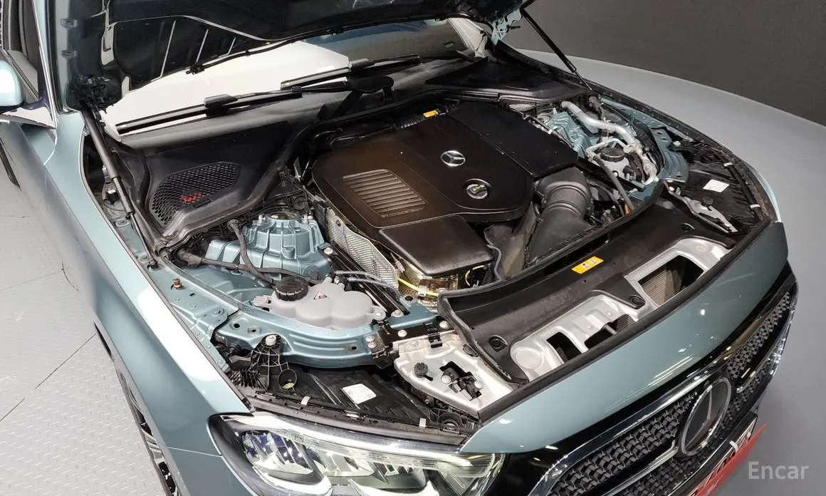 Mercedes-Benz E-Class 2024 E200 Avantgarde