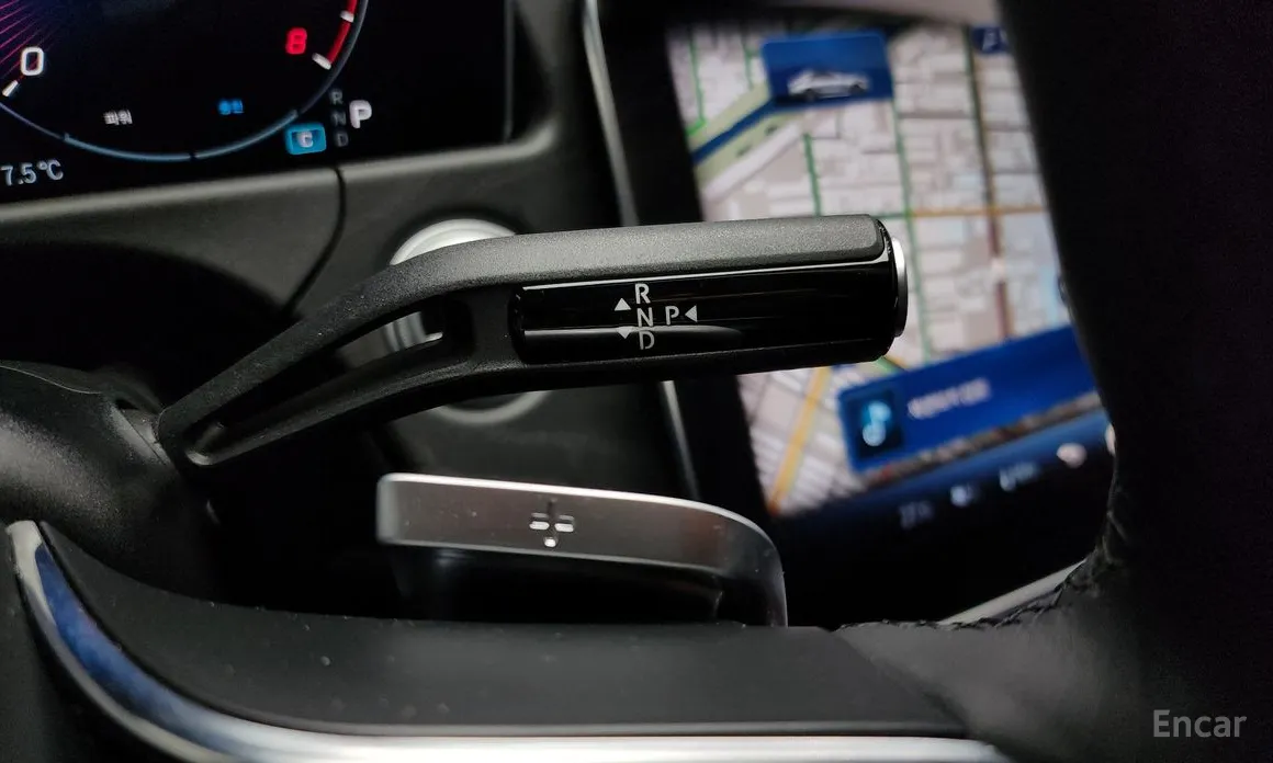 Mercedes-Benz E-Class 2024 E200 Avantgarde