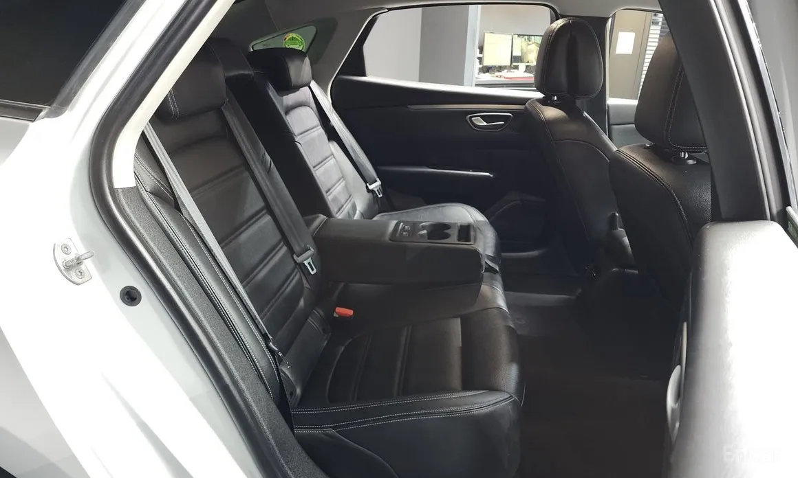 Renault SM6 2020 2.0 LPe LE