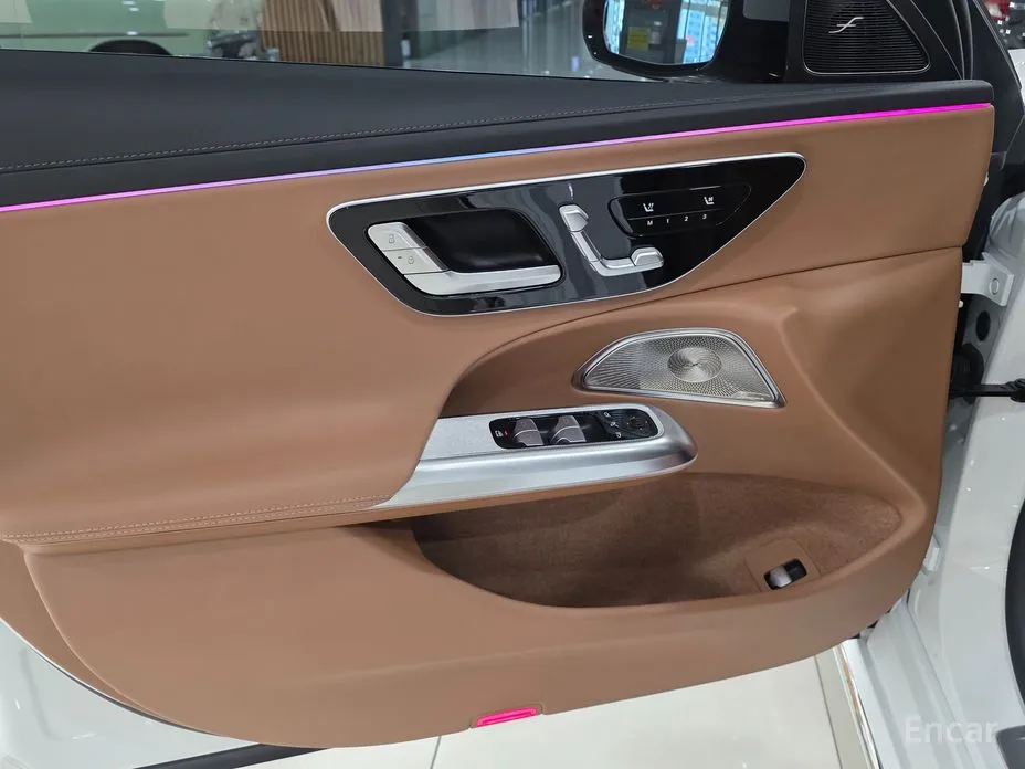 Mercedes-Benz E-Class 2024 E300 4MATIC AMG Line