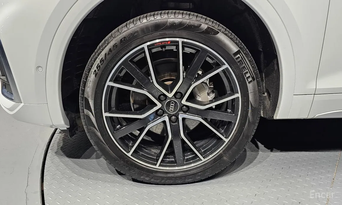 Audi Q5 2017 40 TDI Quattro Premium Sportback