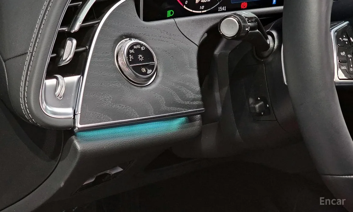 Mercedes-Benz E-Class 2024 E200 Avantgarde