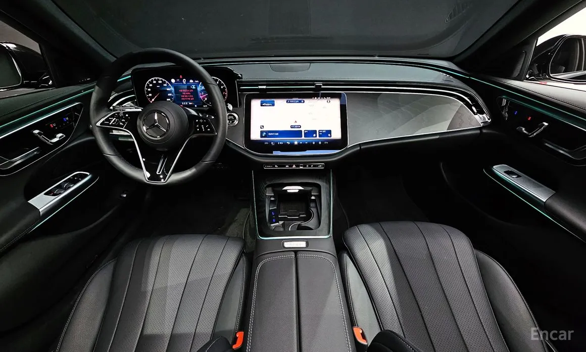 Mercedes-Benz E-Class 2024 E200 Avantgarde