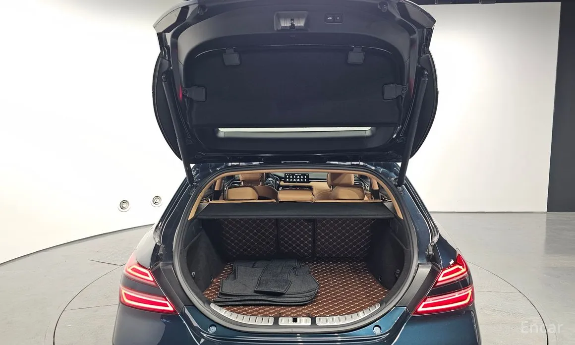 Genesis G70 2022 Gasoline 2.5T 4WD