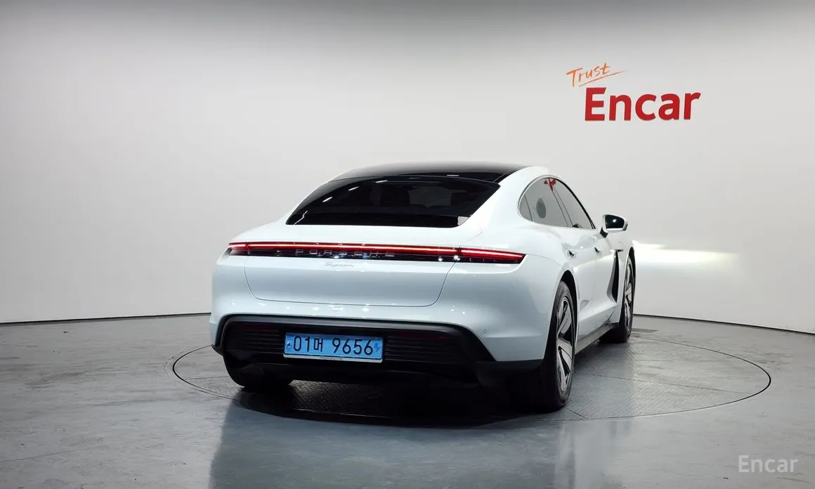 Porsche Taycan 2020 Base