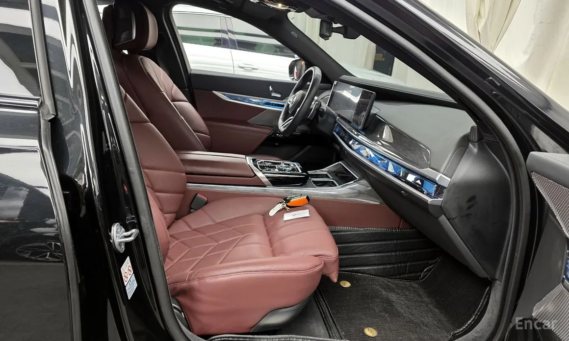 BMW 7 Series 2022 740d xDrive M Sport