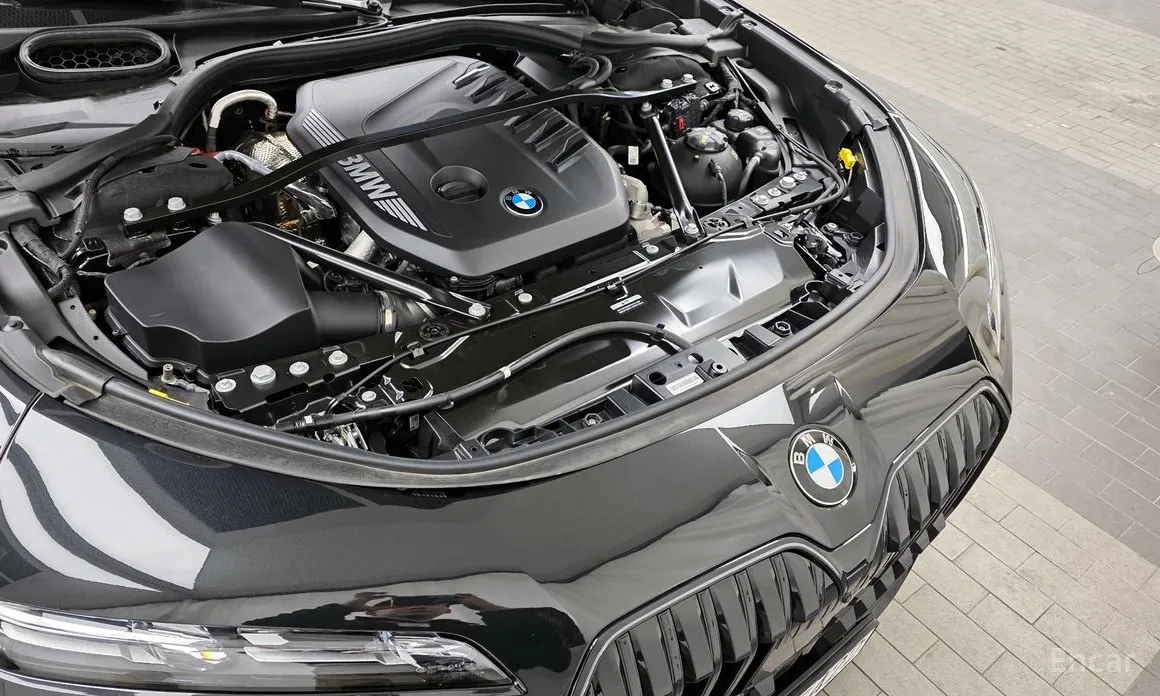 BMW 7 Series 2022 740d xDrive M Sport