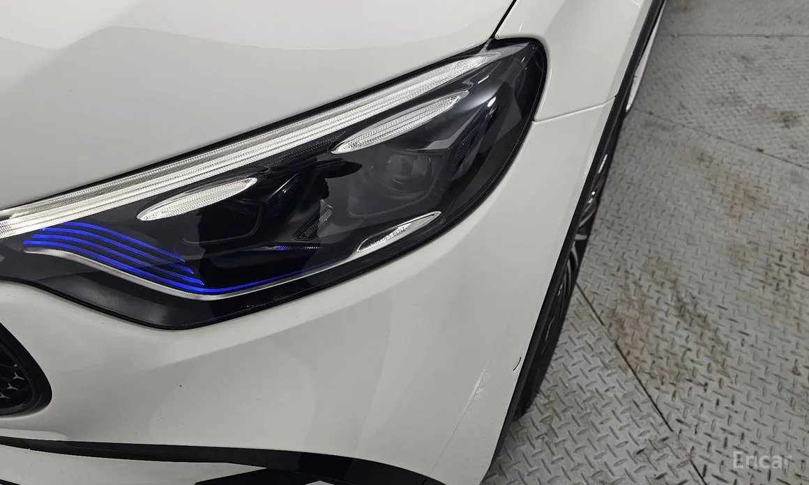 Mercedes-Benz GLC-Class 2023 GLC300 4MATIC AMG Line