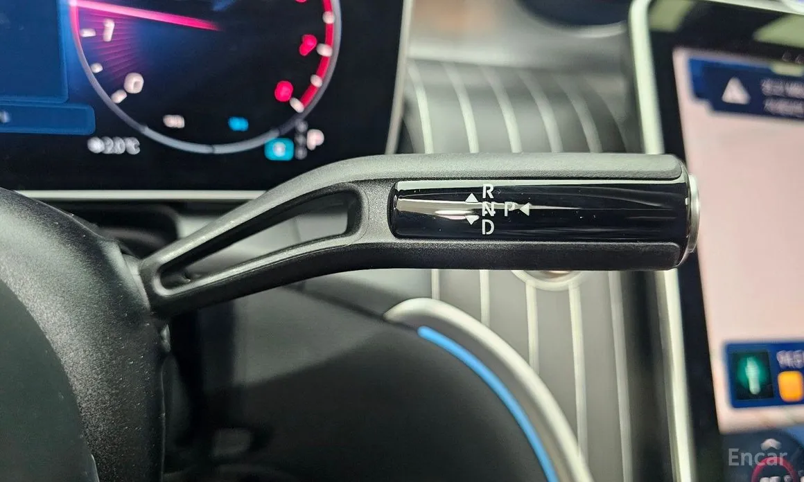 Mercedes-Benz GLC-Class 2023 GLC300 4MATIC AMG Line