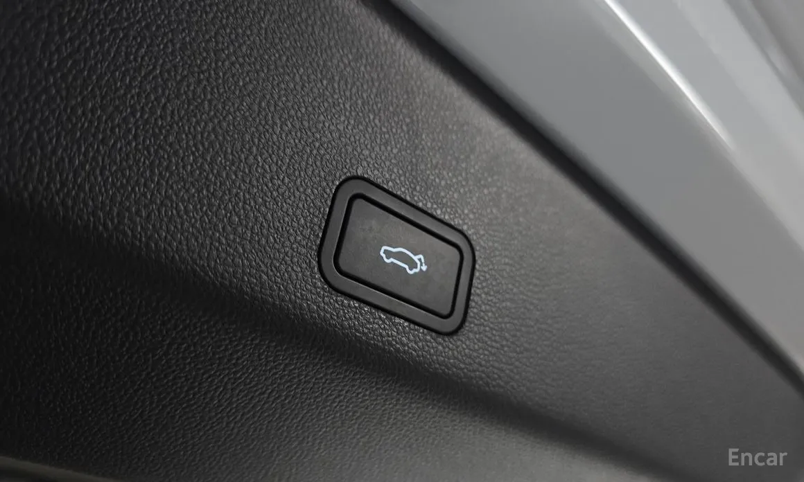 Renault Grand Koleos 2024 1.5 E-TECH Iconic 2WD