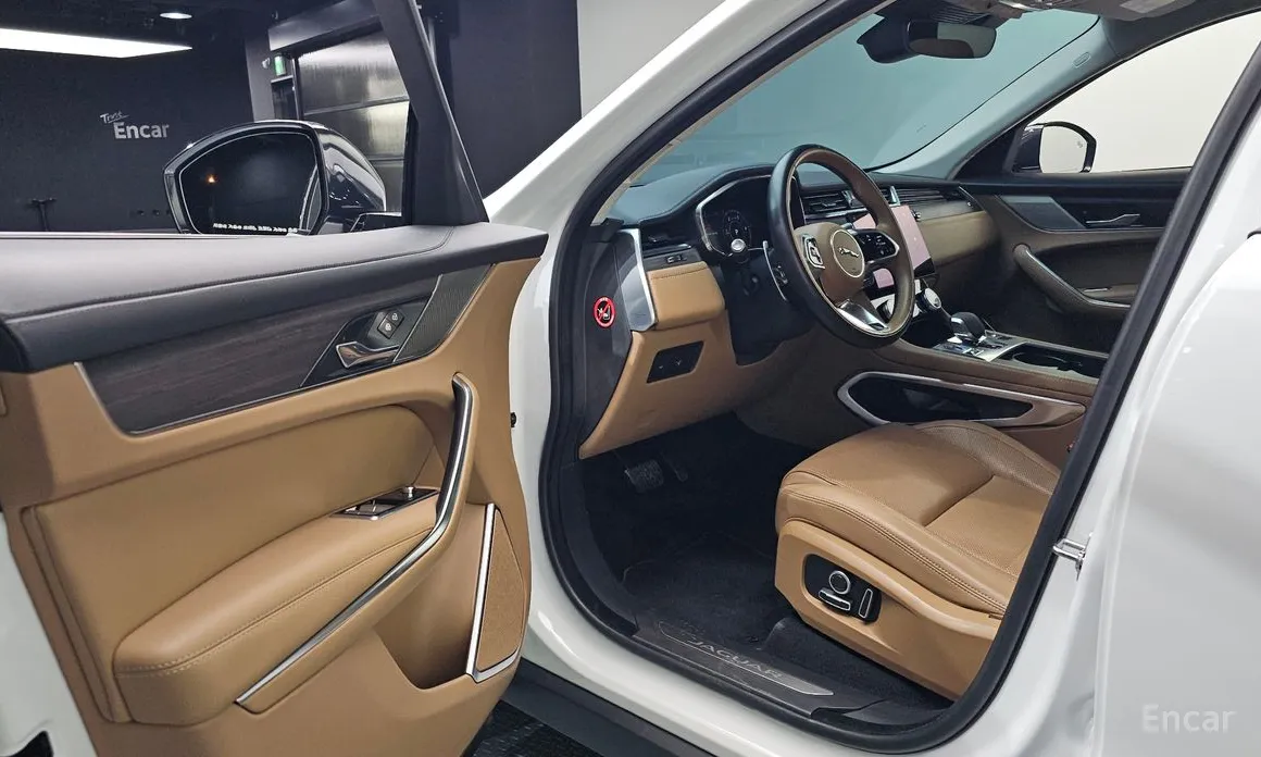 Jaguar F-Pace 2016 D200 S