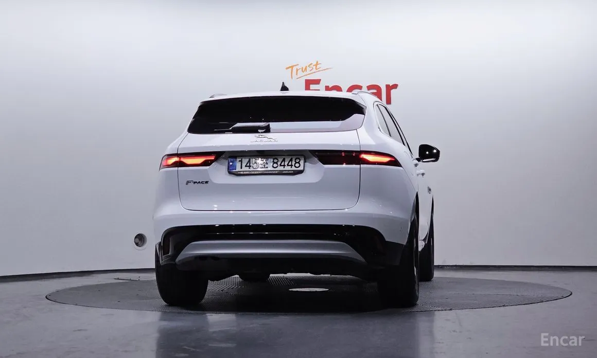 Jaguar F-Pace 2016 D200 S