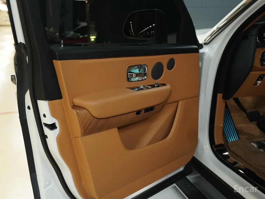 Rolls-Royce Cullinan 2018 6.7 V12