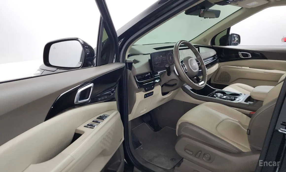 Kia Carnival 2023 9-Seater Signature