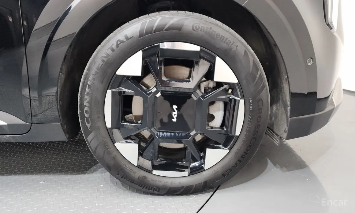 Kia Carnival 2023 9-Seater Signature