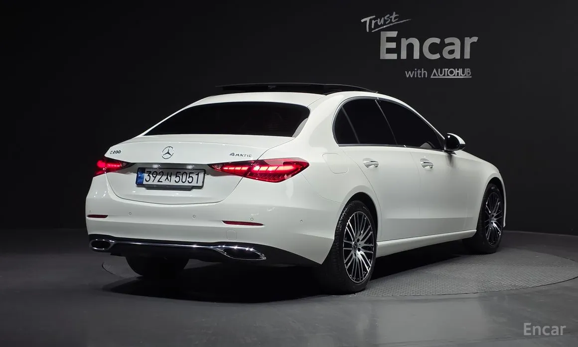 Mercedes-Benz C-Class 2022 C200 4MATIC Avantgarde