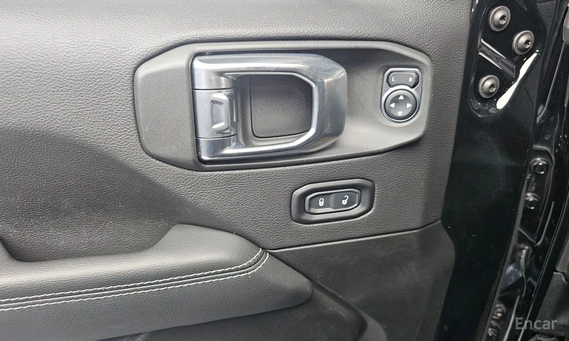 Jeep Wrangler 2018 2.0 Overland Power Top 4Door