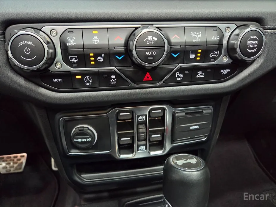 Jeep Wrangler 2018 2.0 Sahara Power Top 4Door