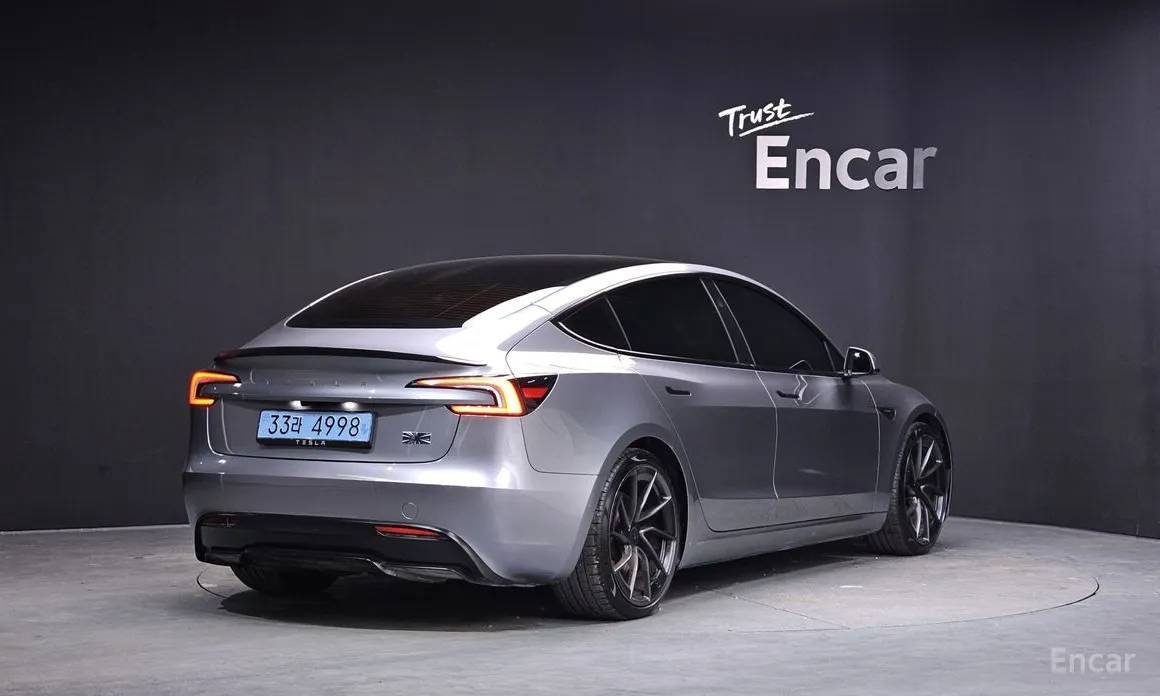 Tesla Model 3 2017 Performance