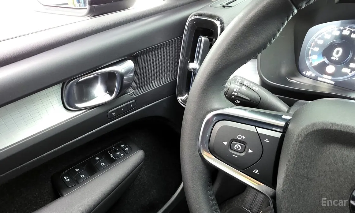 Volvo XC40 2018 B4 Momentum