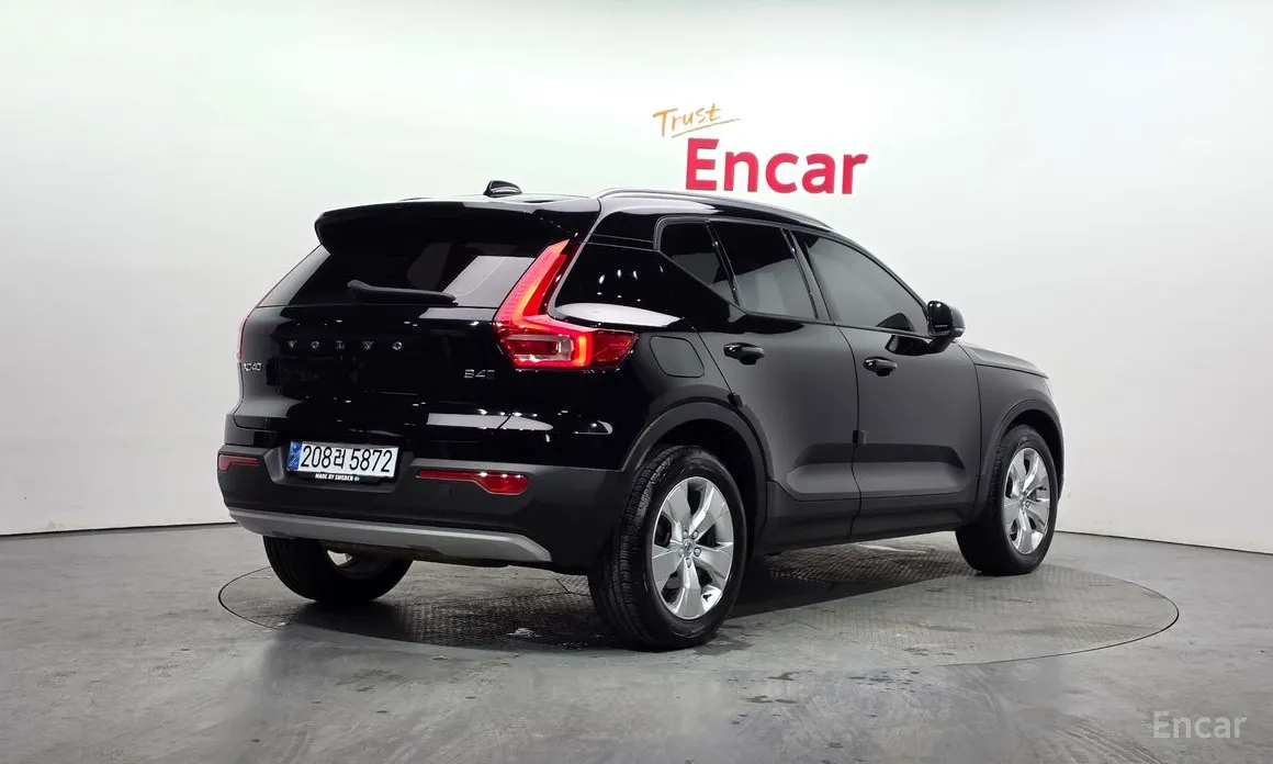 Volvo XC40 2018 B4 Momentum