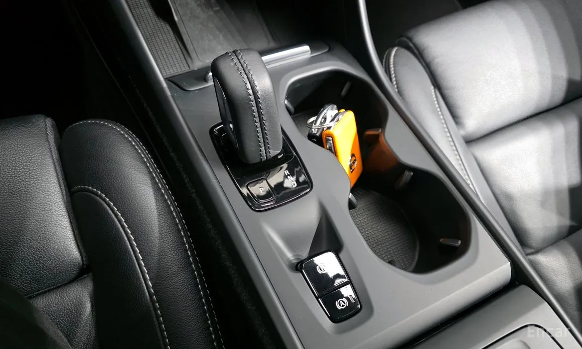 Volvo XC40 2018 B4 Momentum