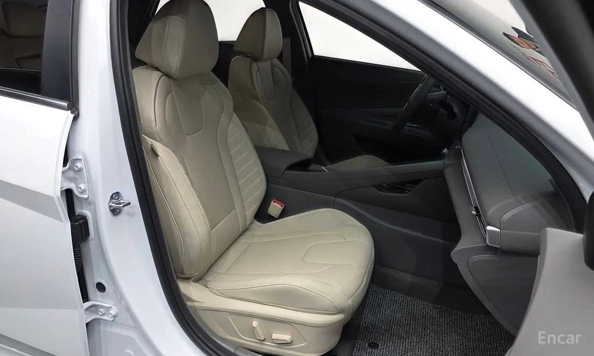 Hyundai Avante 2023 1.6