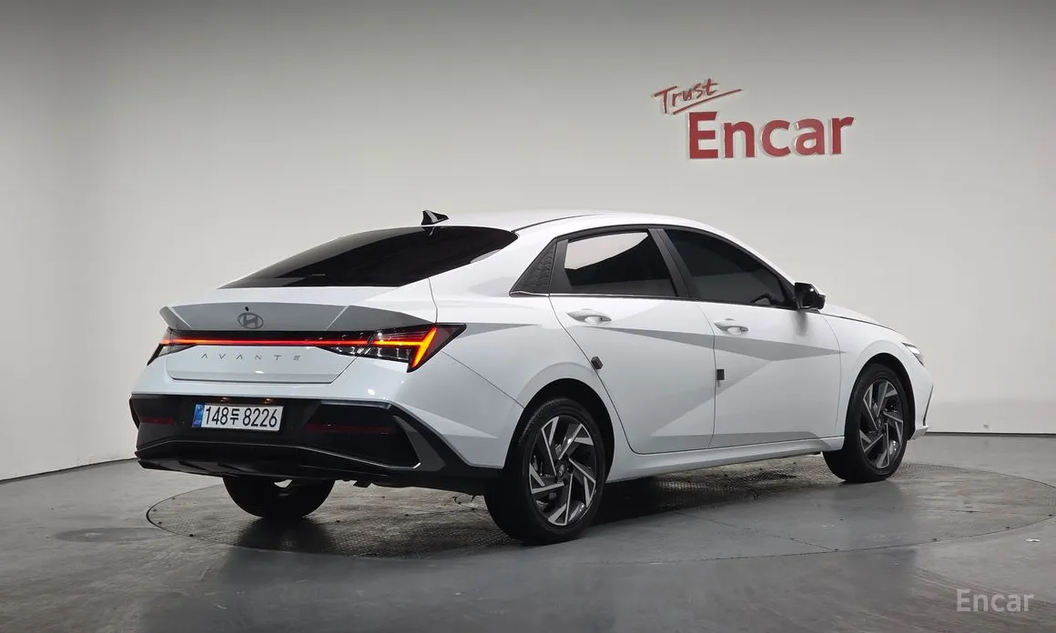 Hyundai Avante 2023 1.6