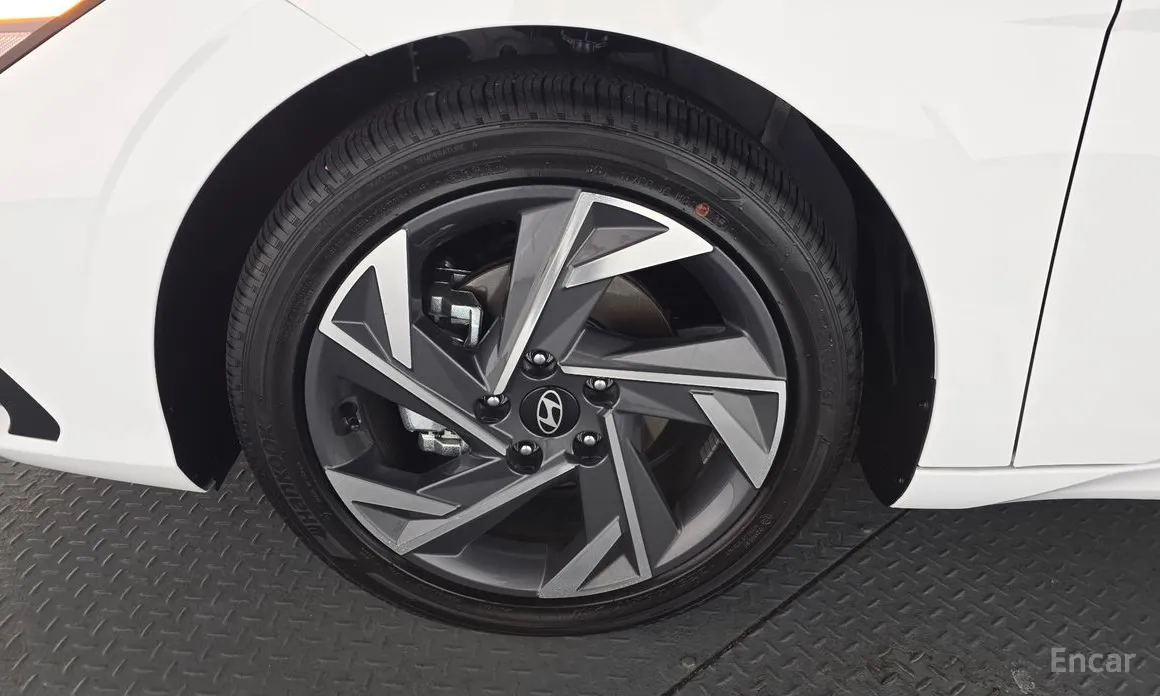 Hyundai Avante 2023 1.6