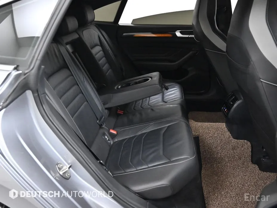 Volkswagen Arteon 2018 2.0 TDI R-LIINE 4Motion