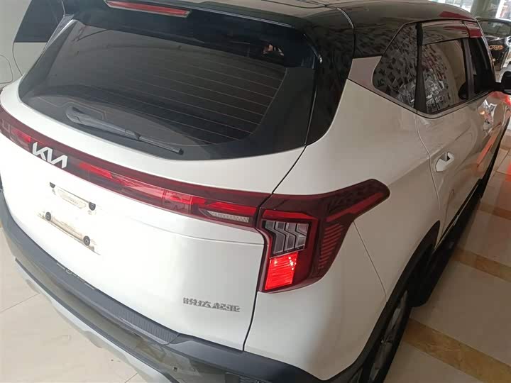 Kia Seltos 2023 2023款 1.5L CVT舒适版