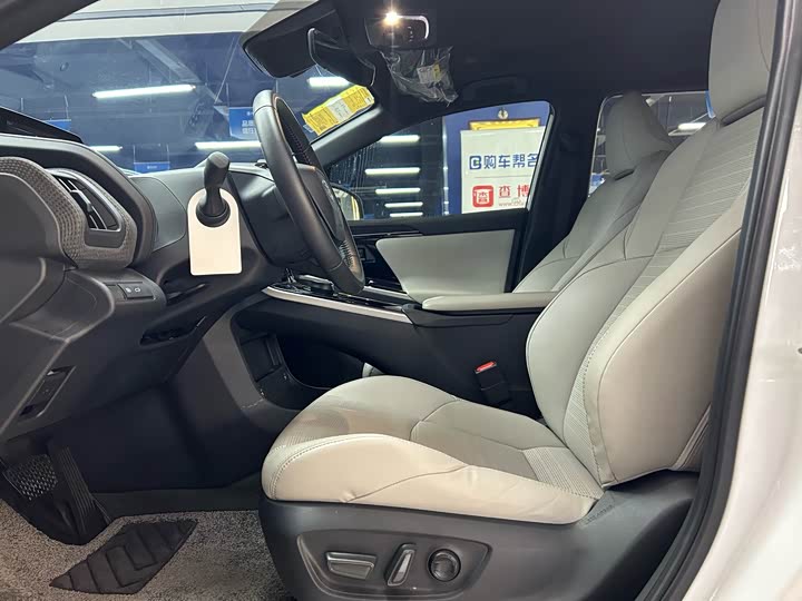 Toyota bZ4X Platinum 2024 2024款 615 MAX版
