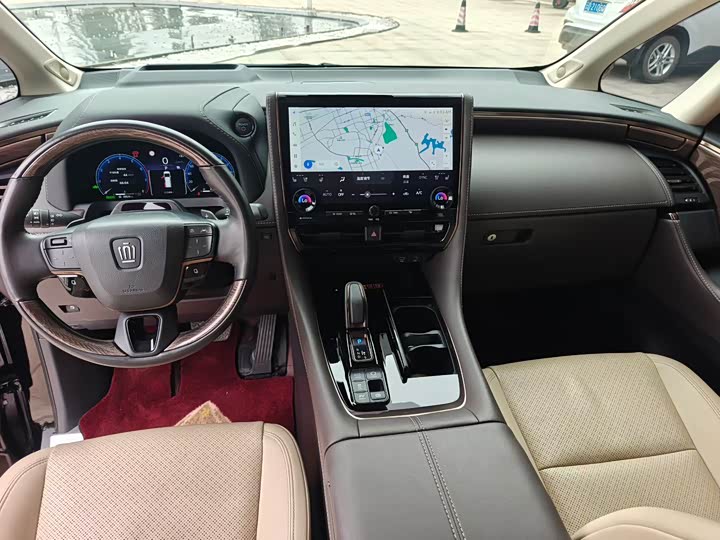 Toyota Vellfire 2024 2024款 皇冠 双擎 2.5L 至尊行政版