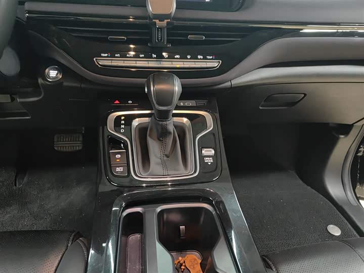 GAC Trumpchi M6 2024 2024款 MAX 270T WDCT 尊荣版