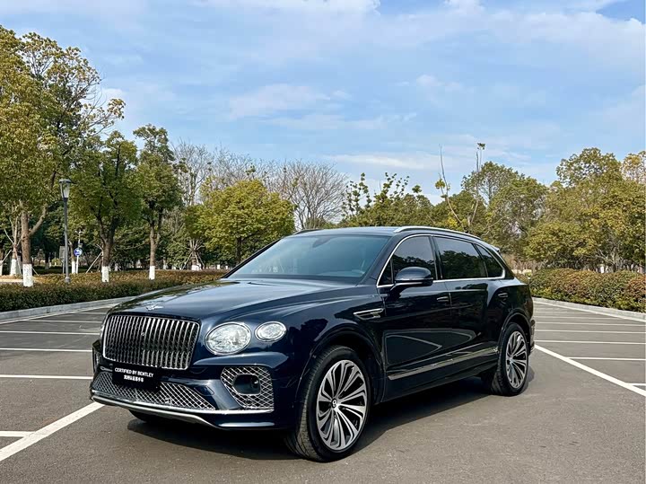 Bentley Bentayga 2023 2023款 4.0T V8 长轴距雅度版